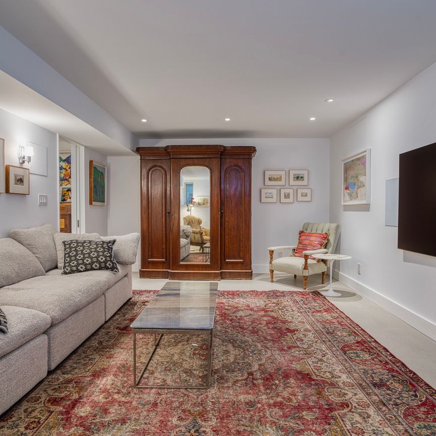 For Lease - 34 Beaconsfield Avenue, Toronto, Ontario - Photo 1