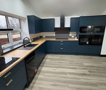 his exceptional 10-room professional HMO by Lautus Homes Room 10 - Photo 2