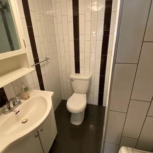 3 1/2 Ahuntsic - Photo 2