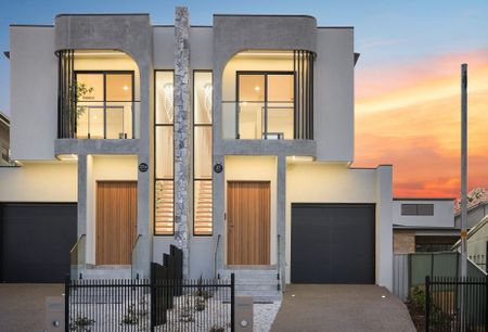 Brand New 5-Bedroom Family Home in Merrylands West!!! - Photo 4