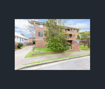 Elevated Living in Prime Merewether Location – Light-Filled Unit wi... - Photo 5