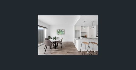 Spacious Modern Living. - Photo 3