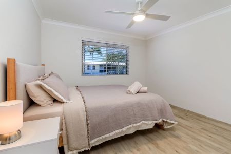 TWO BEDROOM UNIT IN SOUGHT AFTER WATERFRONT LOCATION - Photo 5