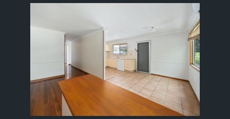 Spacious Family Home with Large Yard in Convenient Location - Photo 5