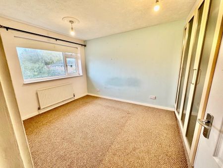 3 bedroom terraced house to rent - Photo 3