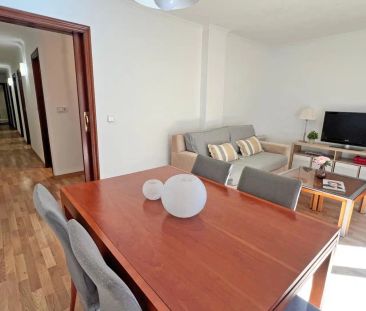 Piso de alquiler en Ensanche - Diputación - Photo 2