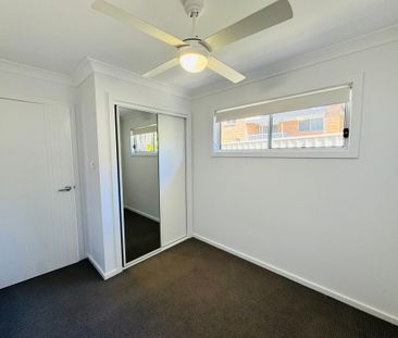 Charming Two Bedroom Home - Bonnells Bay - Photo 5