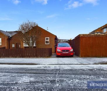 Wain Close, Eastfield, Scarborough - Photo 1