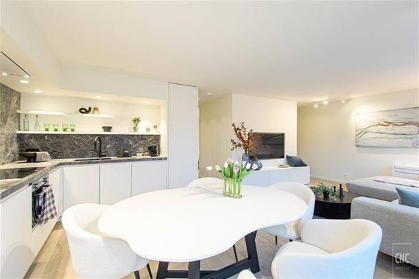 Appartement te huur - Photo 1