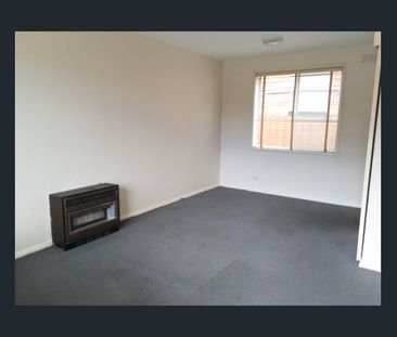 2/1 Allard Street, Brunswick West, Vic 3055 - Photo 4