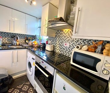 Studio Flat, Delamere Road, SW20 - Photo 6