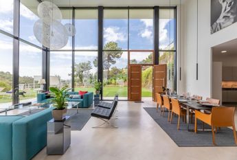 FANTASTIC LUXURIOUS VILLA IN MARBELLA