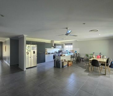 Cameron Park - Photo 5