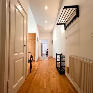 Elegante sehr ruhige Altbauwohnung neben Tigerpark - Photo 3