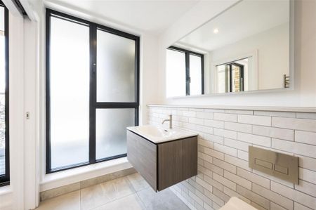 4 bedroom terraced house to rent - Photo 5