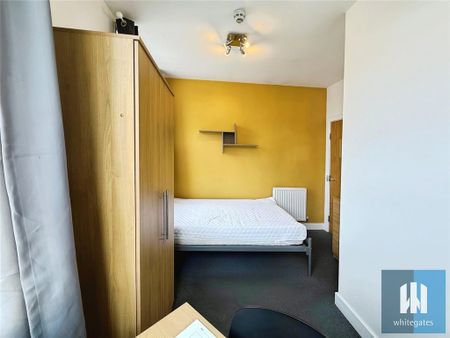 1 bedroom in a house share to rent - Photo 3