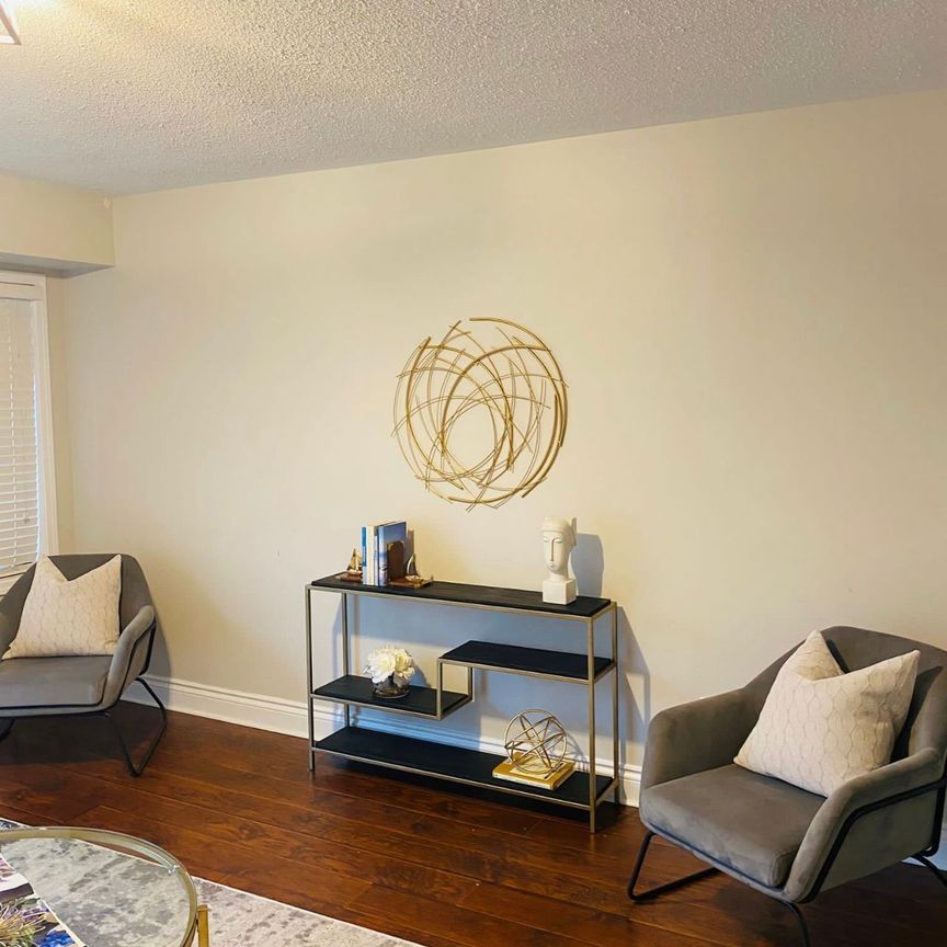 For Lease - 3020 Clayhill Road Unit# 2, Mississauga, Ontario - Photo 1