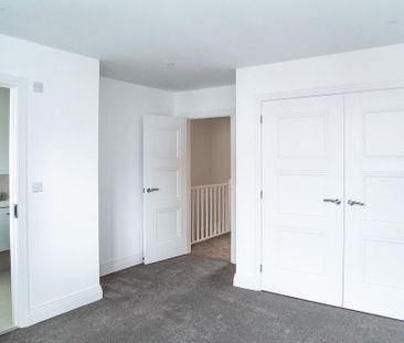 3 bedroom semi-detached house to rent - Photo 5