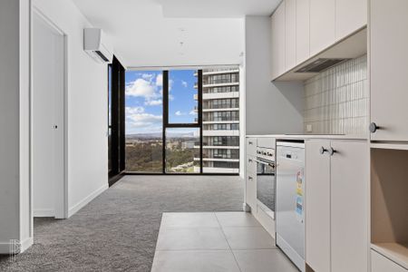 Spacious 2 Bedroom Unit - Photo 4
