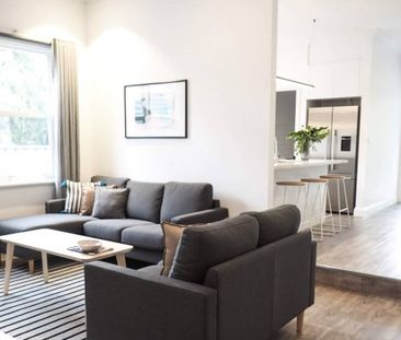 FULLY FURNISHED - Unavailable until December 2019 - Photo 1