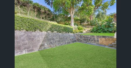 Executive Residence in Tranquil Setting - Photo 5