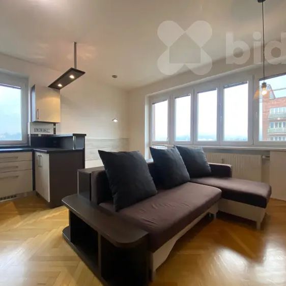 Pronájem bytu 3+kk ve Zlíně - Fotografie 1