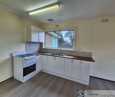 11 Michael Court, Springvale - Photo 6