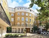 Admiral Court, SW10 - Photo 1