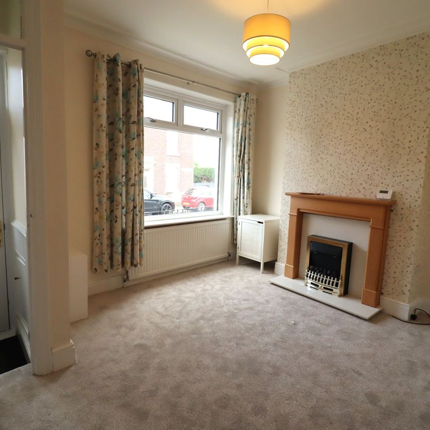 2 Bedroom Mid Terraced House To Rent - Photo 1