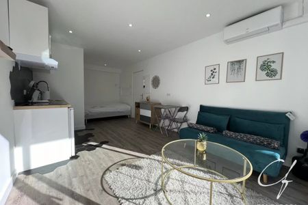 À louer – Studio meublé avec rez-de-jardin – Fréjus-Plage - Photo 3