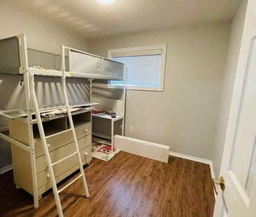 For Lease - 87 Kelso Crescent, Vaughan, Ontario - Photo 4