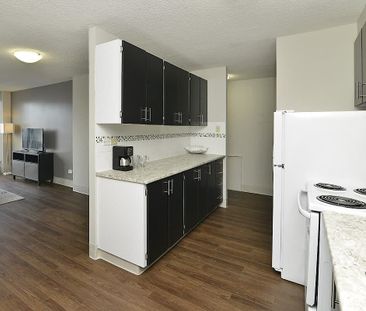 1304 11th Street SW, Calgary - Photo 2