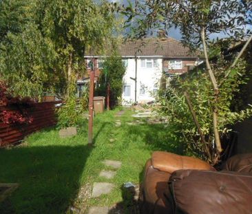 2 bedroom terraced house to rent - Photo 5