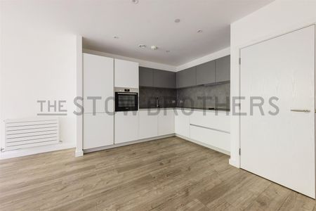 82, South Grove , E17 7FG - Photo 5