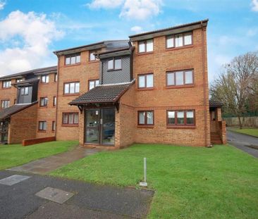 2 bedroom Flat - Tudor Close, Hatfield - Photo 3