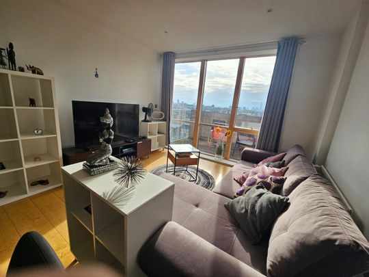 3 Bed Flat, Hoey Court, E3 - Photo 1
