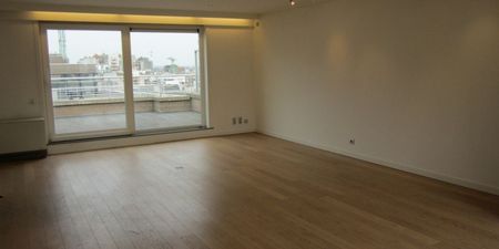 Appartement te huur in Oostende voor € 1.500 met 2 slaapkamers - Photo 3