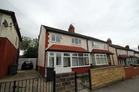 3 Bed - Mayville Road, Hyde Park, Leeds - Photo 5