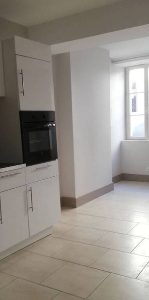 Location Appartement 2 pièces 33m² JOIGNY 89300 - Photo 1