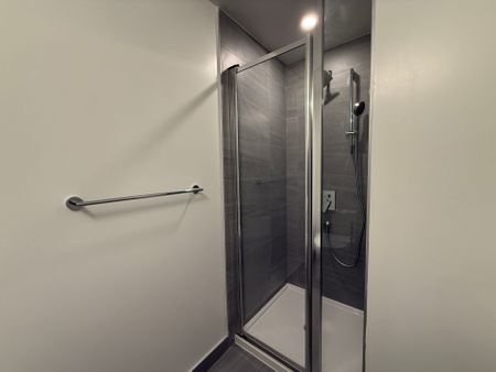 For Lease - 5 Quarrington Lane Unit# 908, Toronto, Ontario - Photo 3