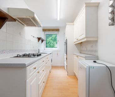 Fergus Court - Photo 4