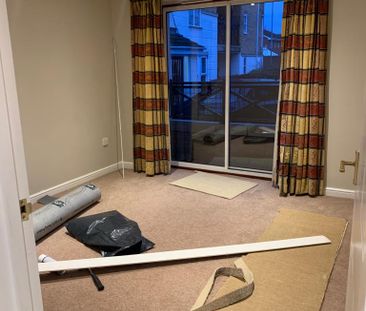 Huntshawn House, Devons Road - Photo 3