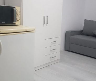 Ofer spre inchiriere garsonieră la casa Craiter - Fotografie 2