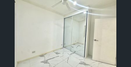 MODERN GRANNY FLAT, WATER USAGE INCLUDED! - Photo 3