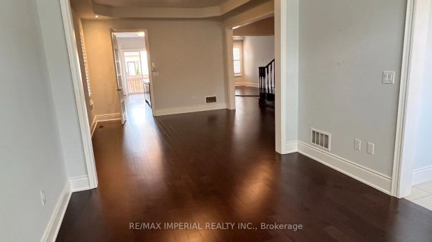 Detached Home For Lease | W9235867 - Photo 1