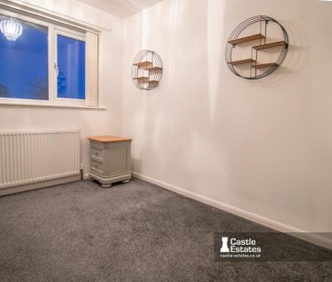 3 bedroom semi-detached house to rent - Photo 3