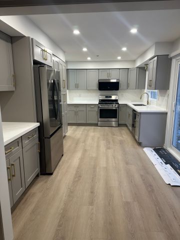 For Lease - 2044 Obeck Crescent, Mississauga, Ontario - Photo 2