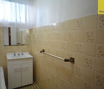 Comfortable Family Home - Photo 6