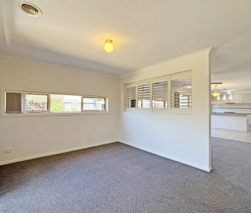 Stylish & Modern - Photo 1