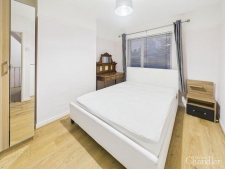 29 Kingsberry Park, Belfast, BT6 0HT - Photo 4